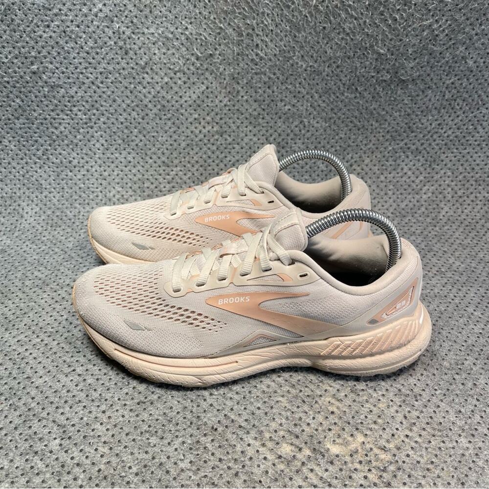 Brooks Adrenaline 23 Running Shoes Size 9 Women’s